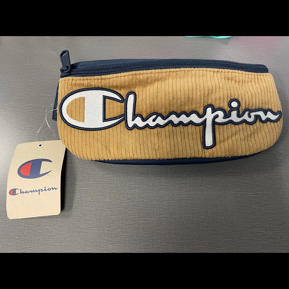 Champion Fanny Pack